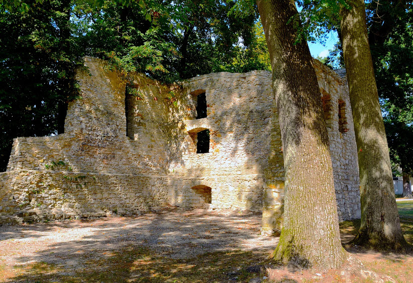Teublitzer Schlossruine, Germany